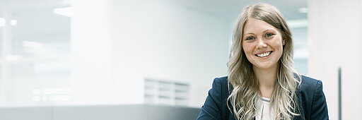 Praktikum beim Fertigungsdienstleister Ansprechpartnerin für ein Praktikum beim Fertigungsdienstleister MS Powertrain Technologie GmbH.